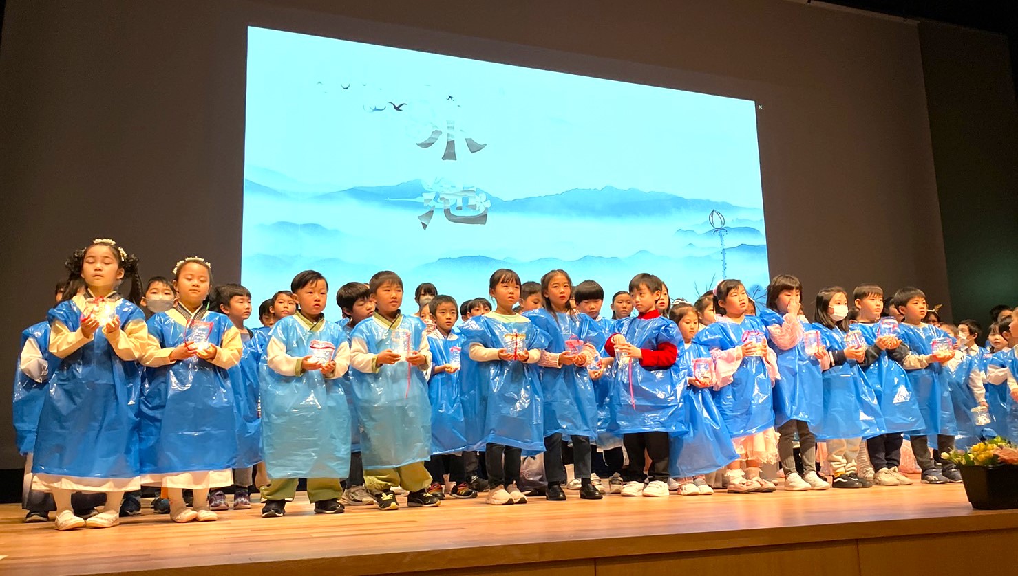 �L�b�Y������N���X���\���